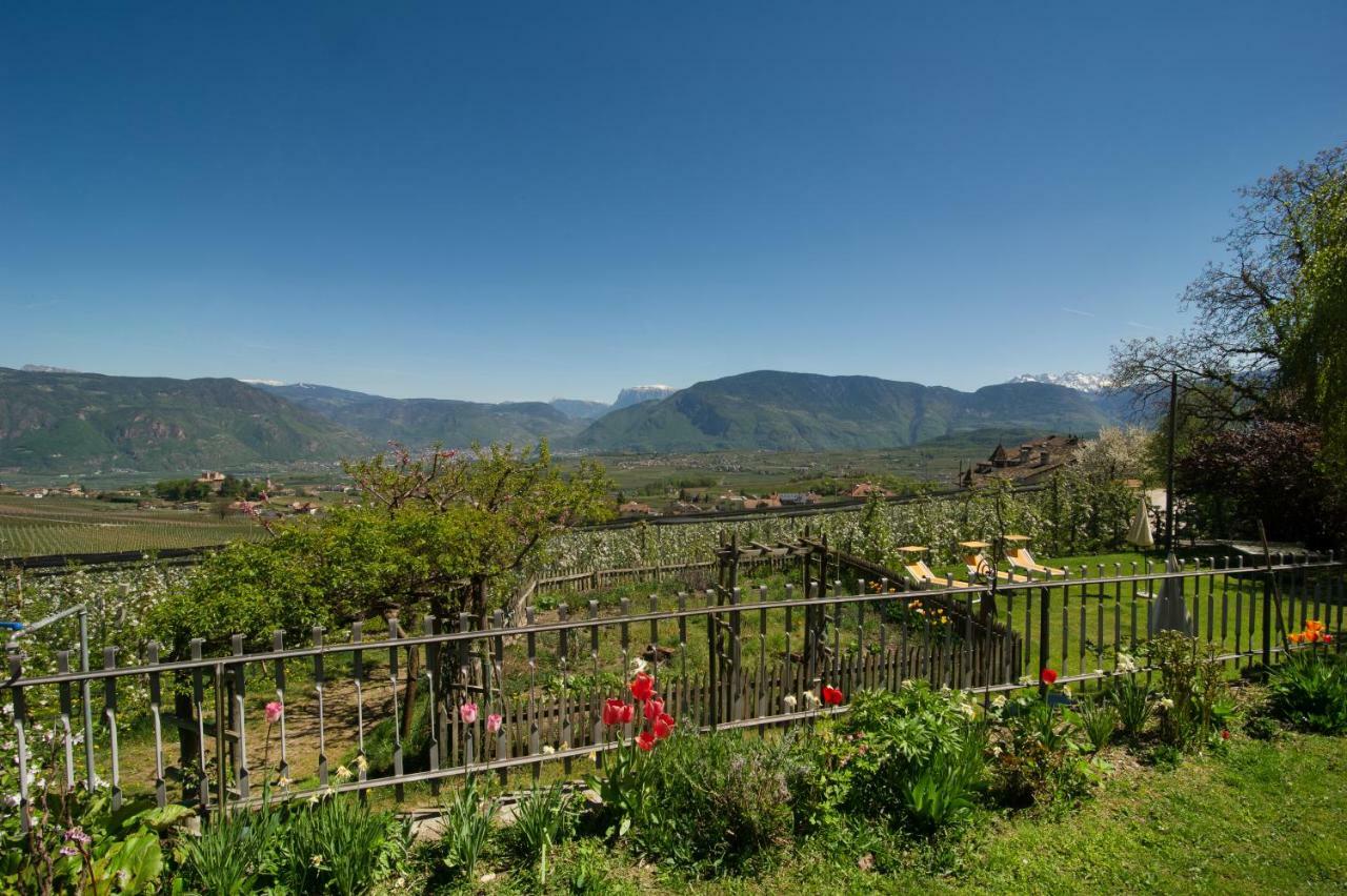 Haus St. Valentin Villa Appiano Sulla Strada Del Vino Dış mekan fotoğraf